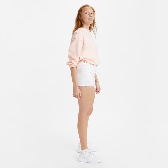 Levi’s Women Shorts White (Size: 26) - Picture 4 of 8